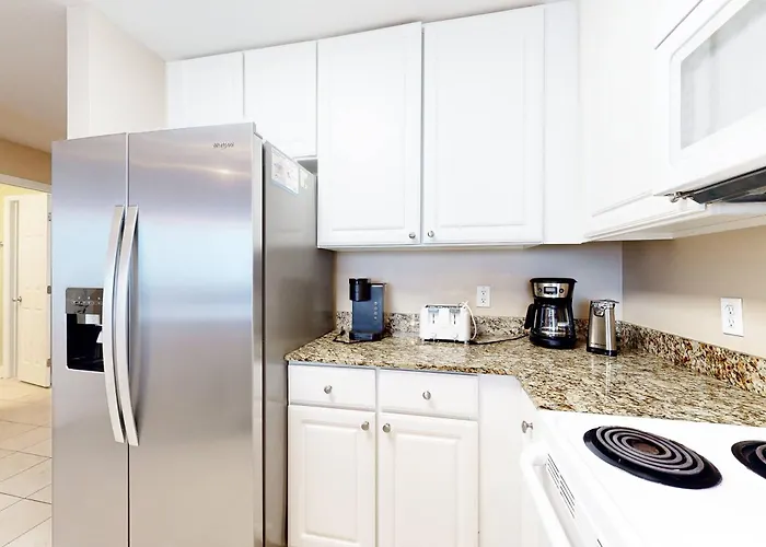 Waterfront With Pool Hot Tub Sauna Ac Washer & Dryer & Balcony
