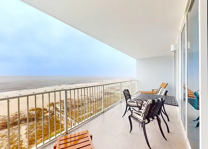 Waterfront With Pool Hot Tub Sauna Ac Washer & Dryer & Balcony